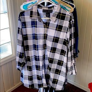 Never worn women’s plus size plaid shirt!
